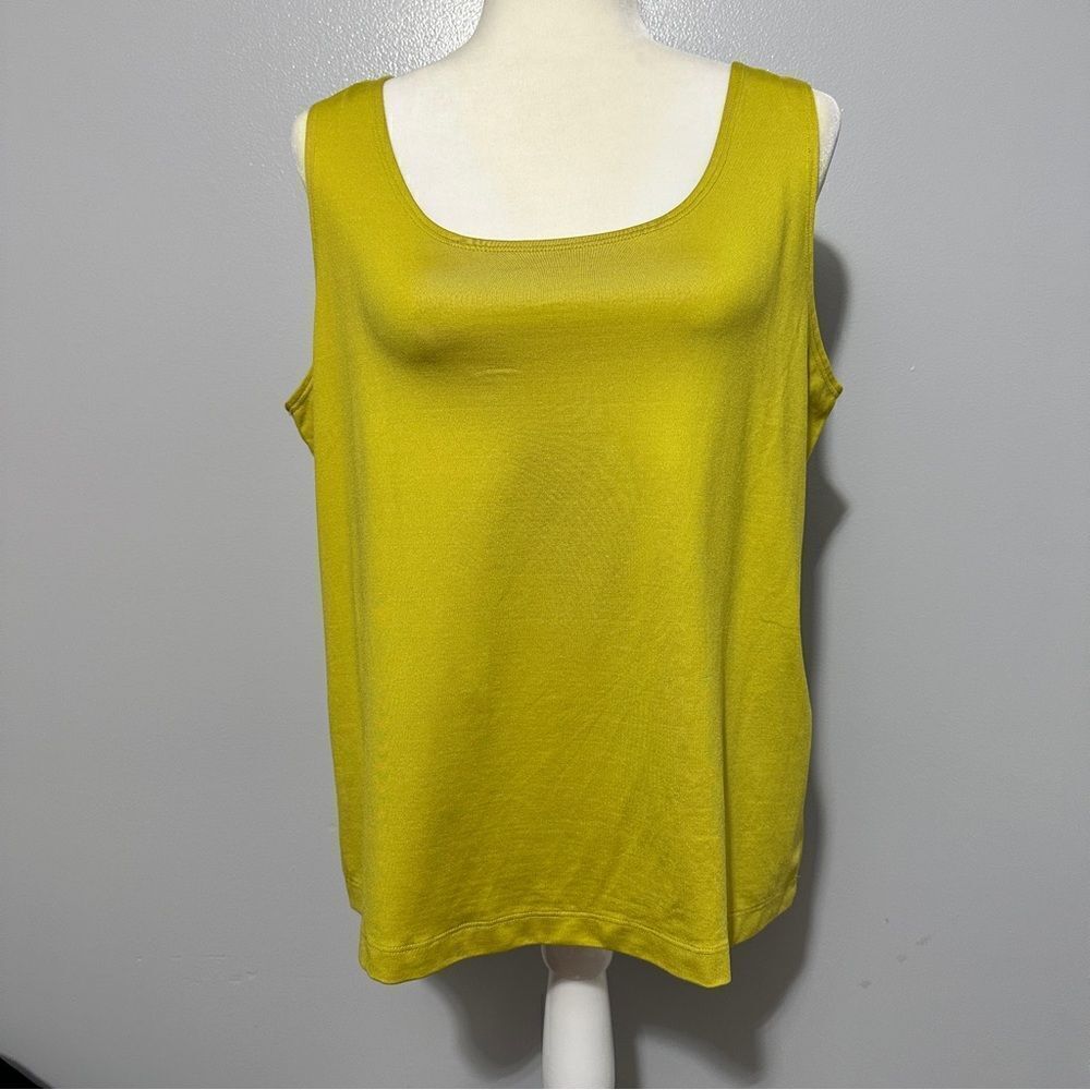 Additions by Chicos yellowish-green tank size L (3 in Chicos)